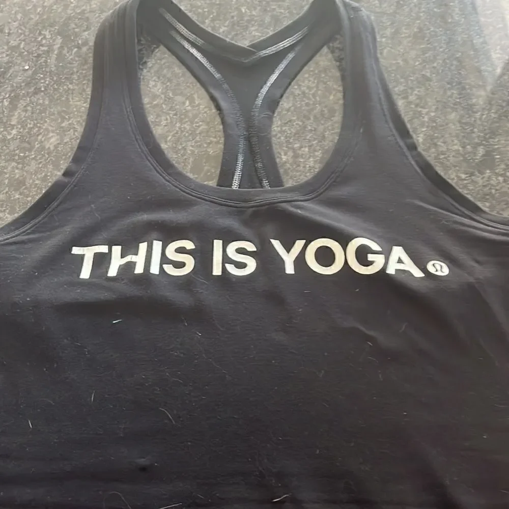 Lululemon black THIS IS YOGA cool racerback tank sz 4 EUC